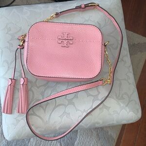 COPY - Authentic Medium Tory Burch McGraw Camera Bag in Pink Magnolia